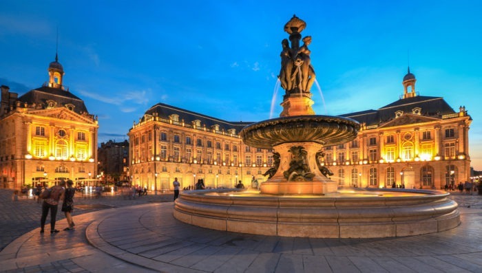 bordeaux at night, city lights