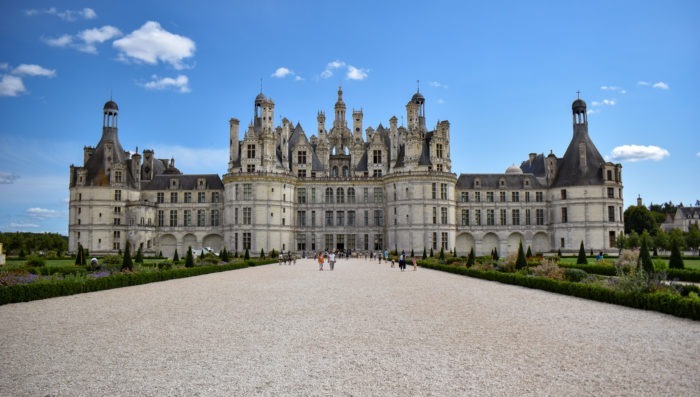 front of chambord castle loire chateaux tours