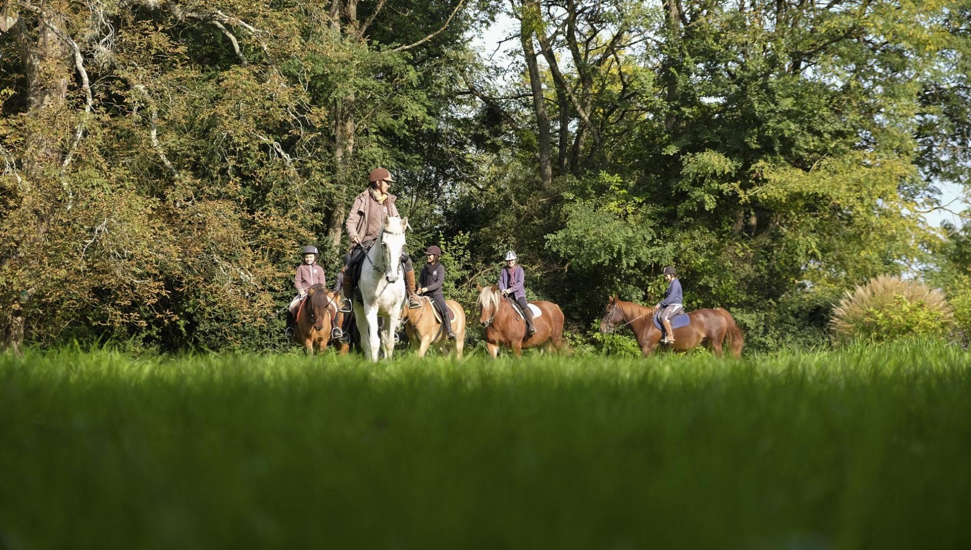 loire valley horseback riding