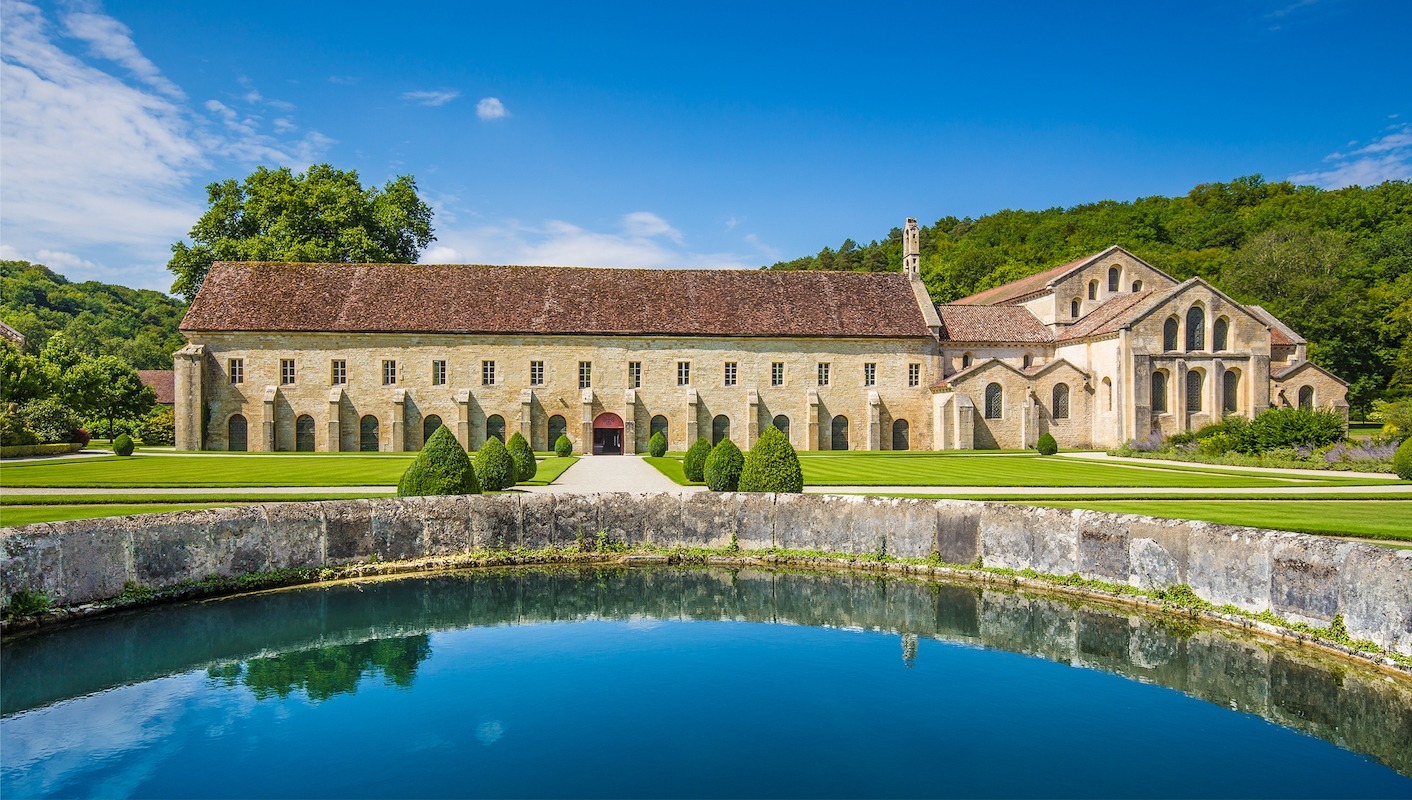 burgundy scenery