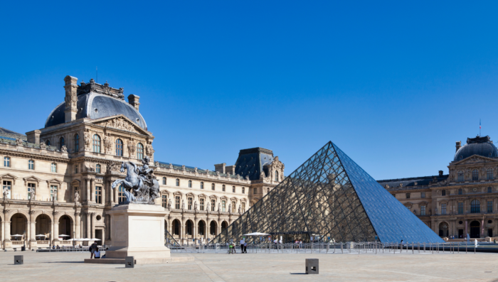 Louvre Museum