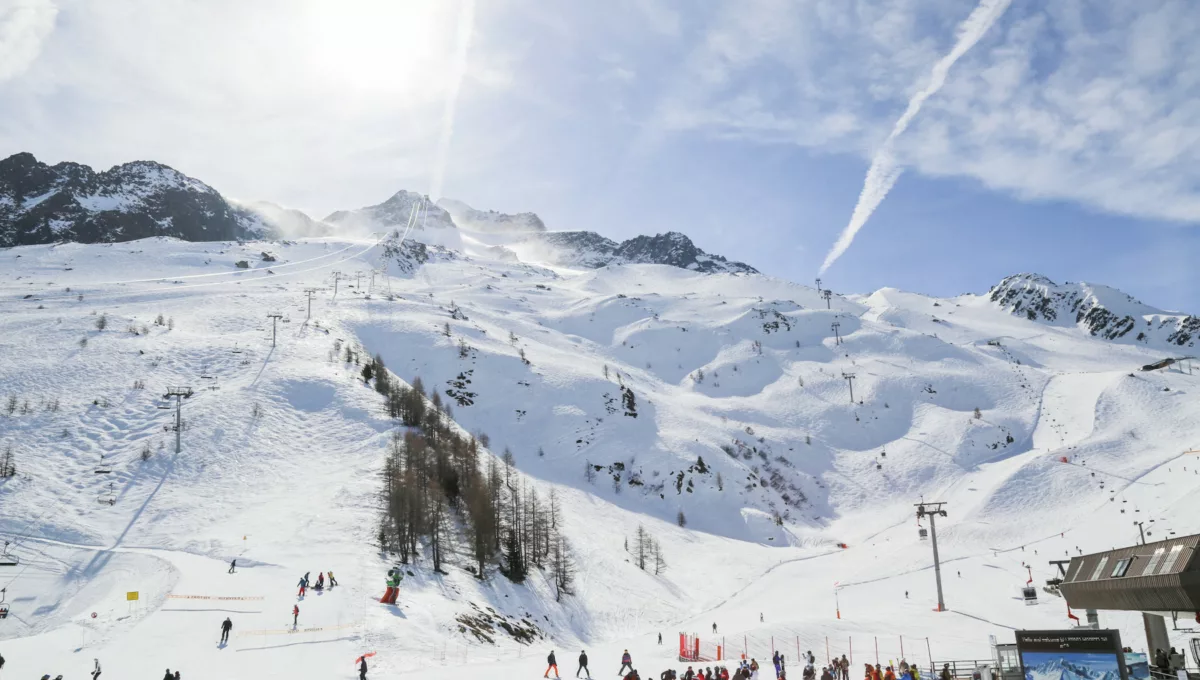 French winter ski guide Courchevel