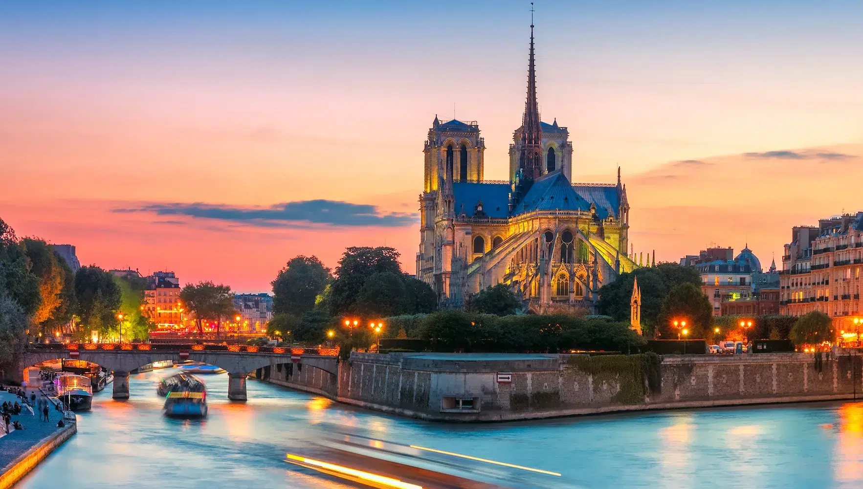 paris notre dame view at sunset