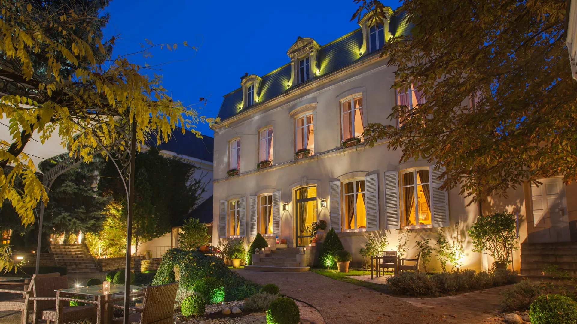 hostellerie cedre beaune